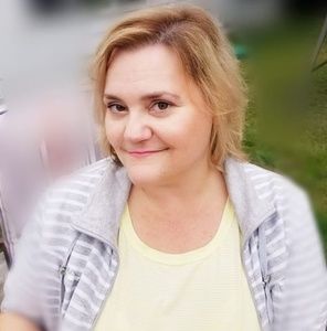 Meet your Posher, Renee